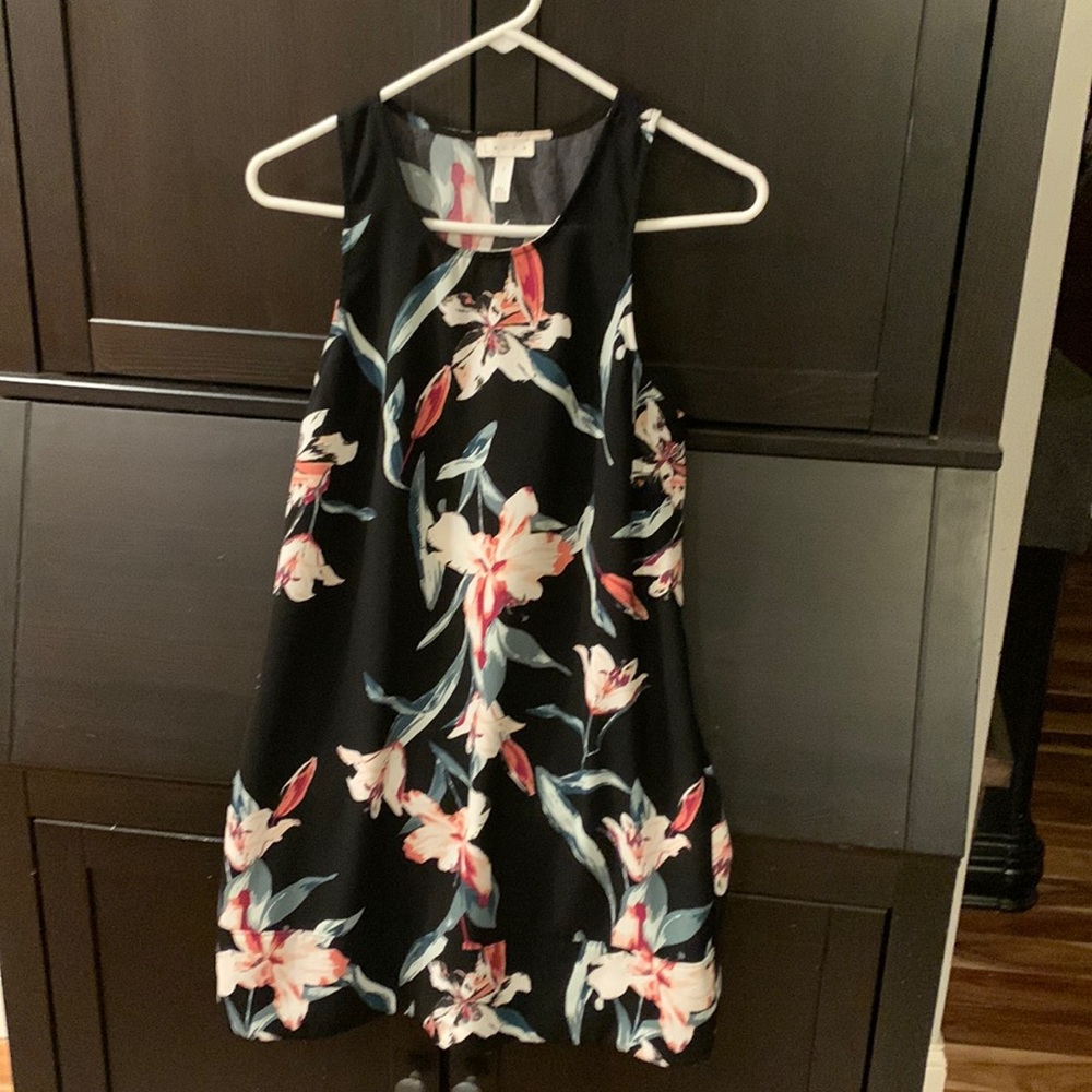 Leith Floral Shift Dress